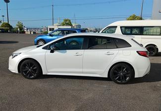 2023 Toyota Corolla - Thumbnail