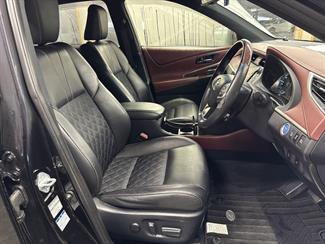 2016 Toyota Harrier - Thumbnail