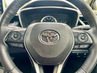 2020 Toyota Corolla - Thumbnail