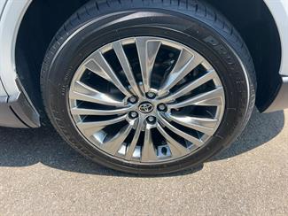 2021 Toyota Harrier - Thumbnail