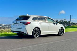 2021 Toyota Corolla - Thumbnail
