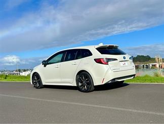 2021 Toyota Corolla - Thumbnail