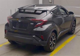 2019 Toyota C-HR - Thumbnail