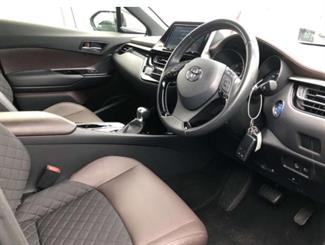 2019 Toyota C-HR - Thumbnail
