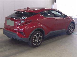 2018 Toyota C-HR - Thumbnail