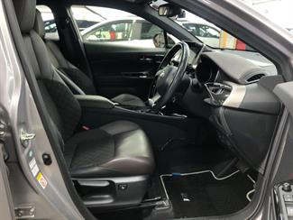 2018 Toyota C-HR - Thumbnail