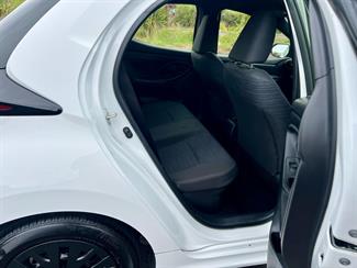 2022 Toyota Yaris - Thumbnail