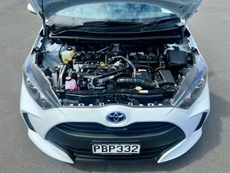 2022 Toyota Yaris - Thumbnail