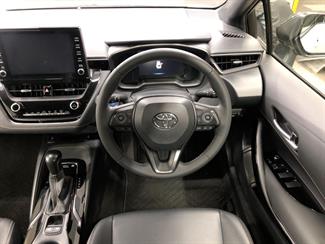2020 Toyota Corolla - Thumbnail