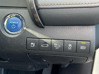 2018 Toyota Camry - Thumbnail