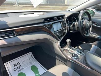 2018 Toyota Camry - Thumbnail