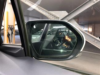 2019 Toyota C-HR - Thumbnail