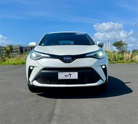 2019 Toyota C-HR - Thumbnail