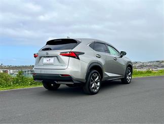 2016 Lexus NX300H - Thumbnail