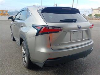 2016 Lexus NX300H - Thumbnail