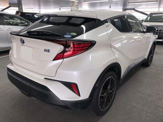 2020 Toyota C-HR - Thumbnail