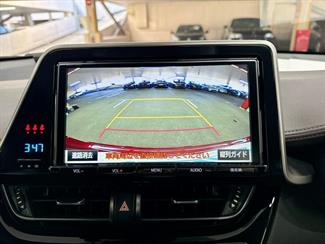 2018 Toyota C-HR - Thumbnail