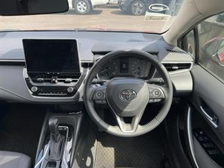 2022 Toyota Corolla - Thumbnail