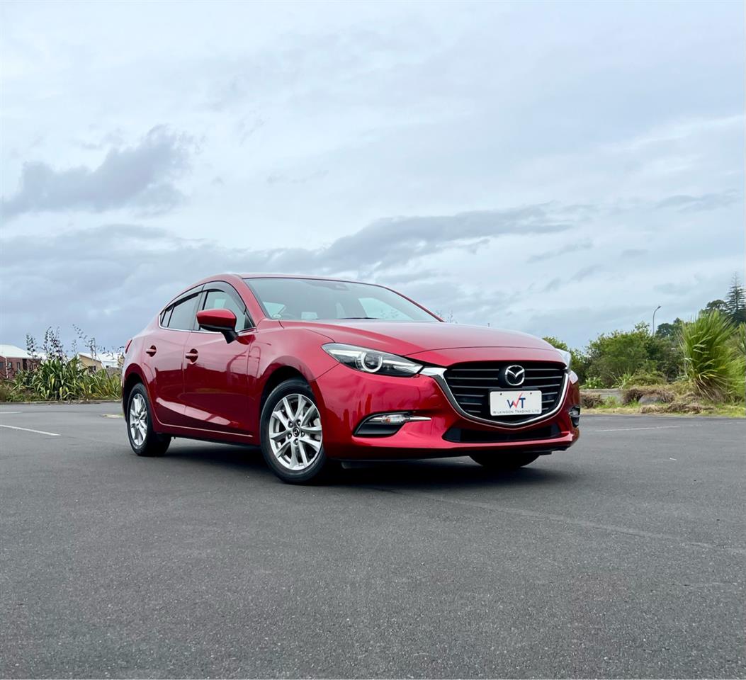 2018 Mazda Axela