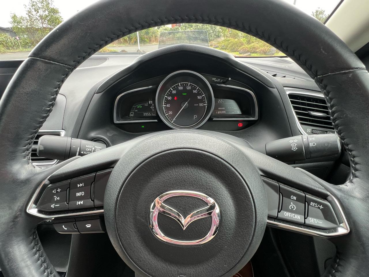 2018 Mazda Axela