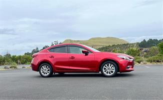 2018 Mazda Axela - Thumbnail