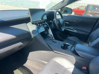 2021 Toyota Harrier - Thumbnail