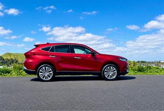2021 Toyota Harrier - Thumbnail