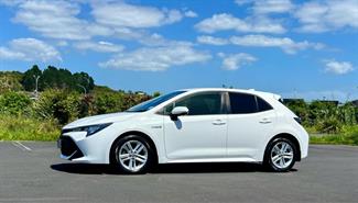 2021 Toyota Corolla - Thumbnail