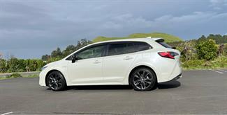 2020 Toyota Corolla - Thumbnail