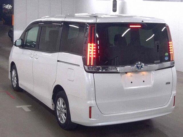 2020 Toyota Voxy