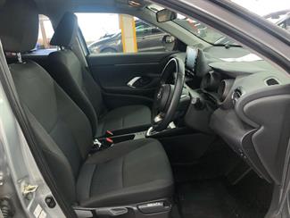 2021 Toyota Yaris - Thumbnail