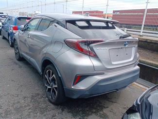 2018 Toyota C-HR - Thumbnail