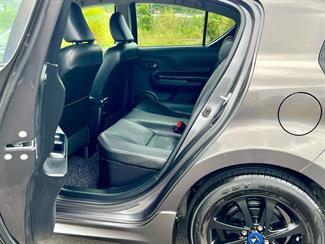 2016 Toyota Aqua - Thumbnail