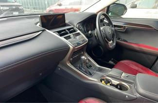 2018 Lexus NX300H - Thumbnail