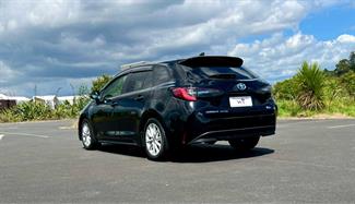 2022 Toyota Corolla - Thumbnail