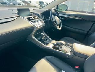 2017 Lexus NX300H - Thumbnail