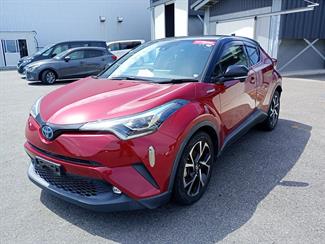 2018 Toyota C-HR - Thumbnail