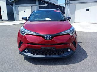 2018 Toyota C-HR - Thumbnail
