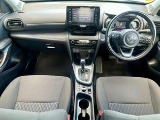 2022 Toyota Yaris Cross - Thumbnail