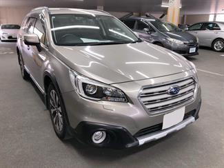 2016 Subaru Outback - Thumbnail