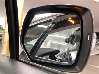 2016 Subaru Outback - Thumbnail