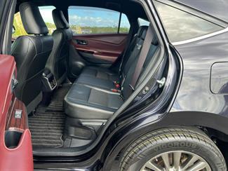 2015 Toyota Harrier - Thumbnail