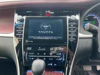 2015 Toyota Harrier - Thumbnail