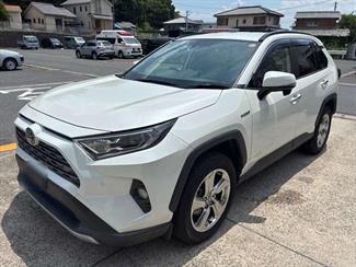 2020 Toyota RAV4 - Thumbnail