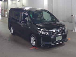2015 Toyota Voxy - Thumbnail