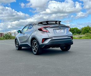 2019 Toyota C-HR - Thumbnail