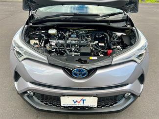 2019 Toyota C-HR - Thumbnail