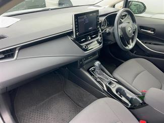 2020 Toyota Corolla - Thumbnail