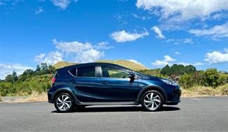 2018 Toyota Aqua - Thumbnail