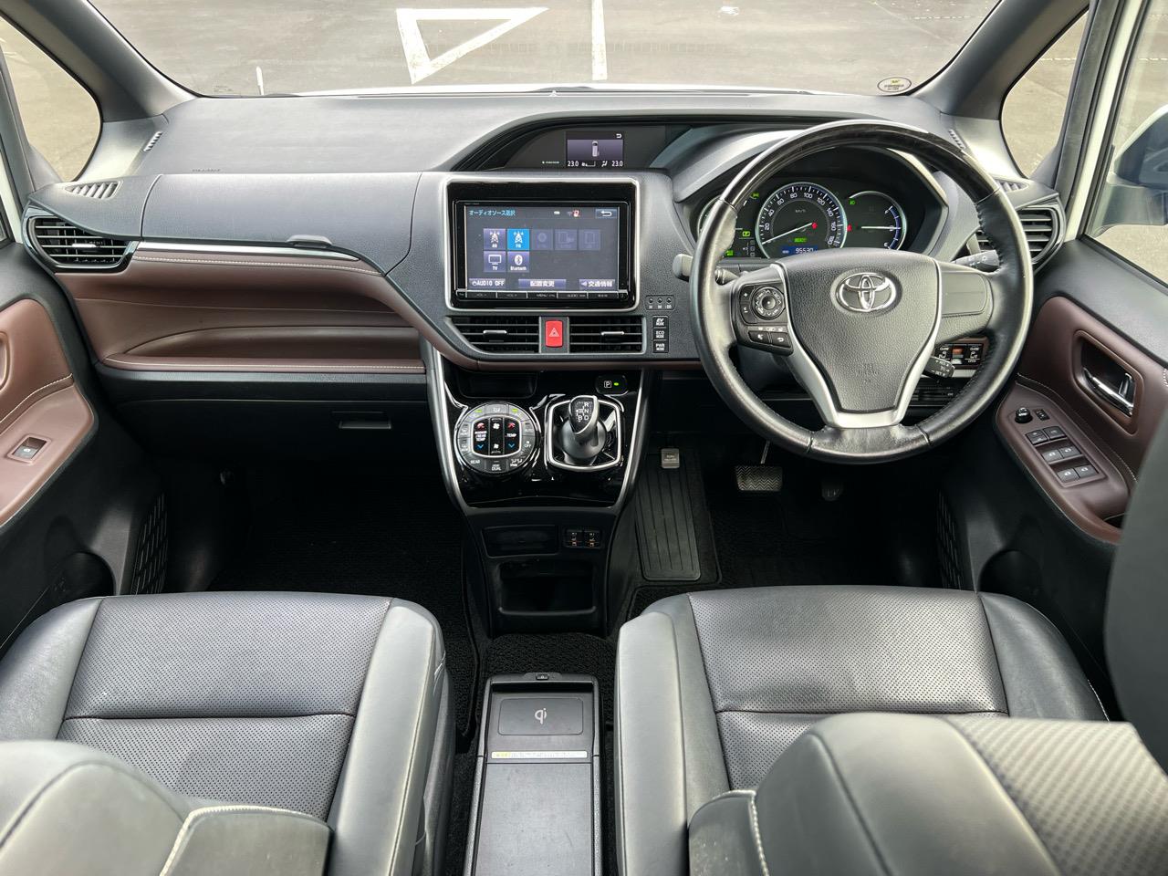 2015 Toyota Esquire